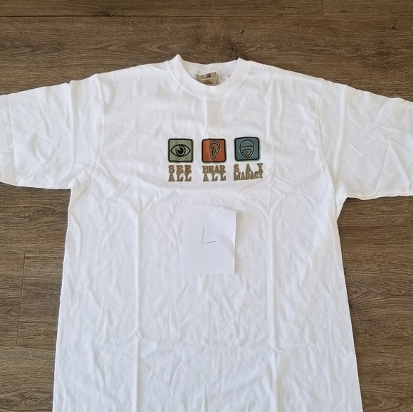 Brand new Mens T-shirts, 16 total - Picture 14 of 17